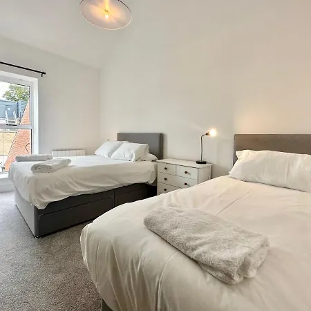 Fountain Apartment No 2 With Free Parking York Exterior photo